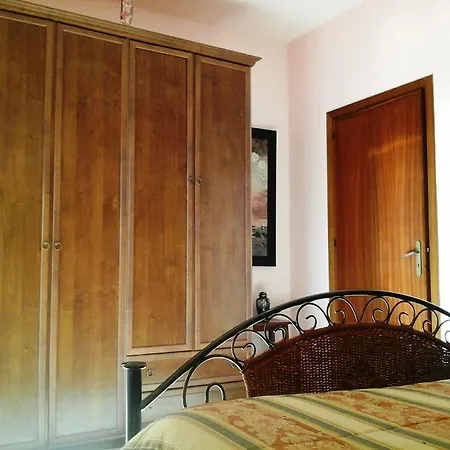 Tra Mare E Monti Apartamento *