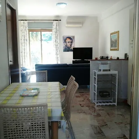 Tra Mare E Monti * Capaci