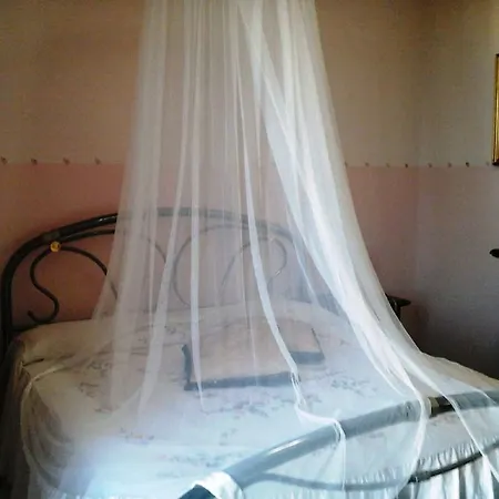 Tra Mare E Monti Apartment *