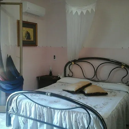 Tra Mare E Monti Apartamento Capaci