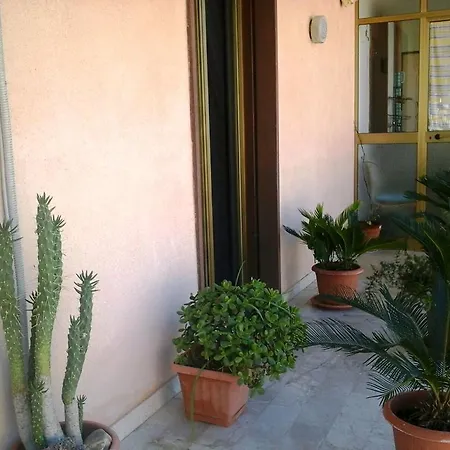 Tra Mare E Monti Apartment *